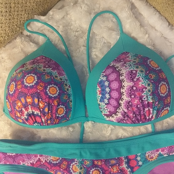 No Boundaries Bikini L top S bottoms - Picture 2 of 8